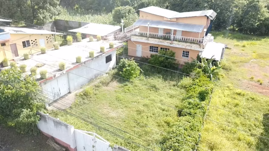¡PROPIEDAD EN VENTA EN LA BARCA, FRENTE A LA CA-5! - Imagen 5