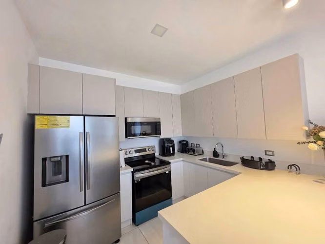 Alquiler apartamento full amueblado en Torre Ambar