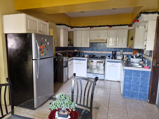  ¡CASA EN VENTA EN RESIDENCIAL LOS NARANJOS – SAN PEDRO SULA! - Imagen 3