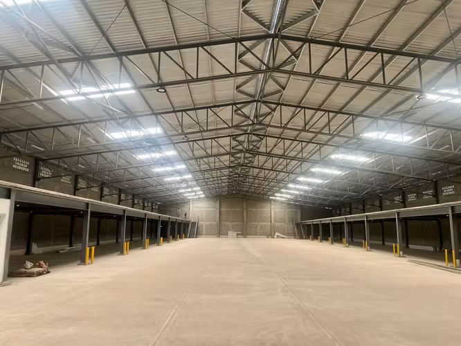 Nueva y amplia bodega en renta - Choloma, Cortes - Imagen 3