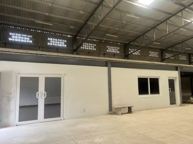 Nueva y amplia bodega en renta - Choloma, Cortes - Imagen 8