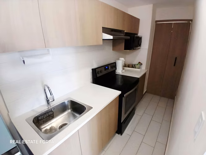 Alquiler de Hermoso Apartamento Amueblado, en la Torre Cipreses de San Ignacio, en Tegucigalpa. - Imagen 7