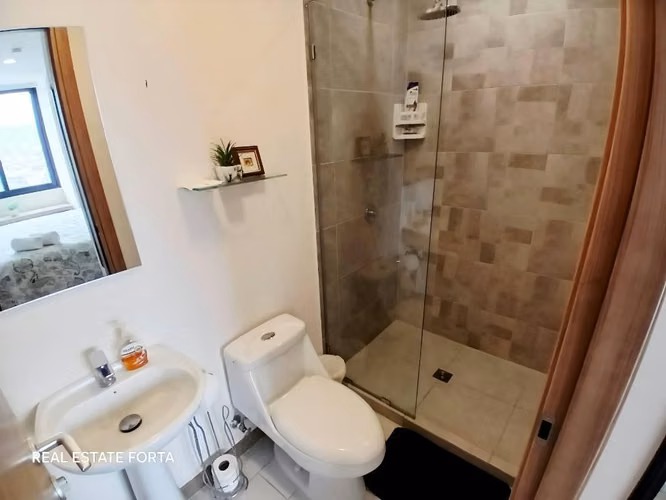 Venta de Hermoso Apartamento Amueblado, en la Torre Cipreses de San Ignacio, en Tegucigalpa. - Imagen 6