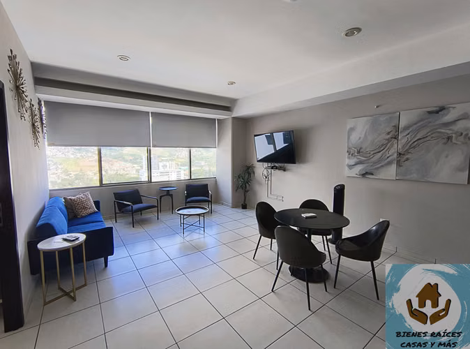 VENDO APARTAMENTO DE 3 HABITACIONES EN TORRE COMERCIAL Y DE OFICINAS EN EL BLVD MORAZÁN