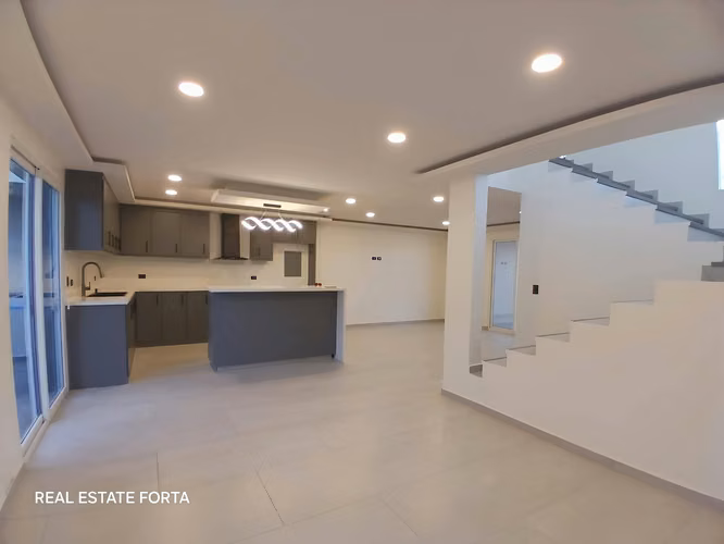 Venta de Hermosa Casa Totalmente Nueva, ubicada en la Residencial Santa Cruz, en Tegucigalpa. - Imagen 5