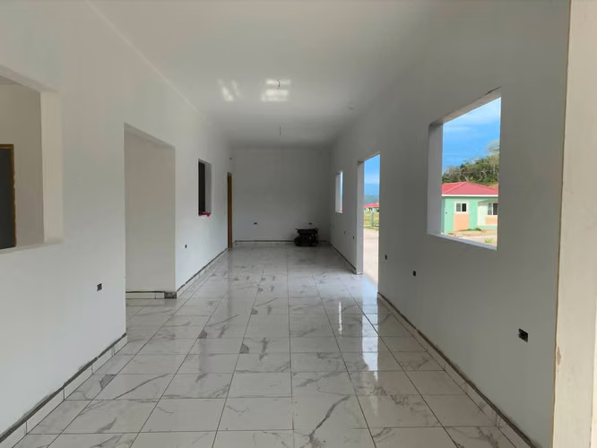  ¡CASA DE ESQUINA EN VENTA EN BOSQUES DE JUCUTUMA III – SAN PEDRO SULA! - Imagen 7