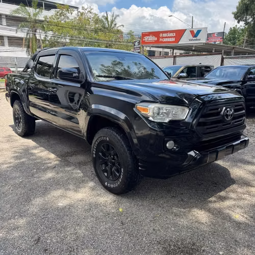TOYOTA TACOMA 2019