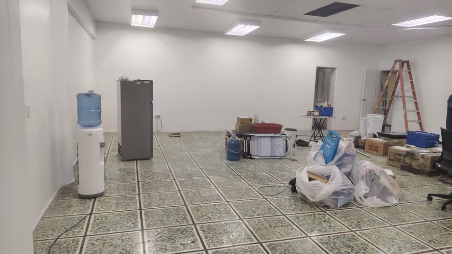 Se Renta Local Comercial Paseo Liquidambar - Imagen 3
