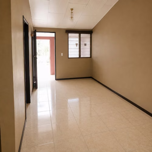 En venta casa peatonal en Residencial Plaza - Imagen 3