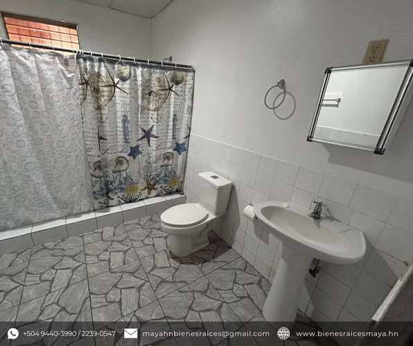 ¡Se vende hermosa y amplia casa en Amapala, Valle!