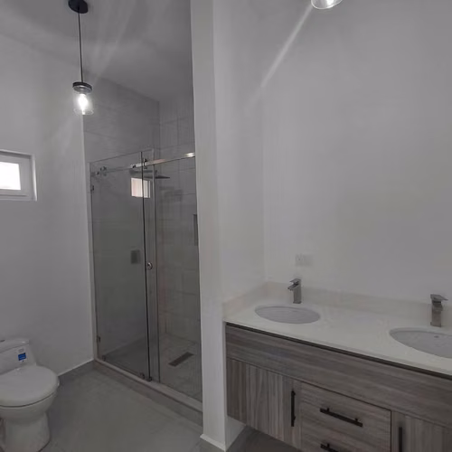 Se alquila casa en Residencial Rancho Tara San Pedro sula - Imagen 3