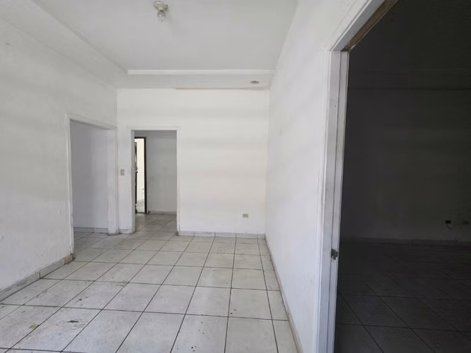 Se alquila local en Santa Ana San Pedro sula - Imagen 4