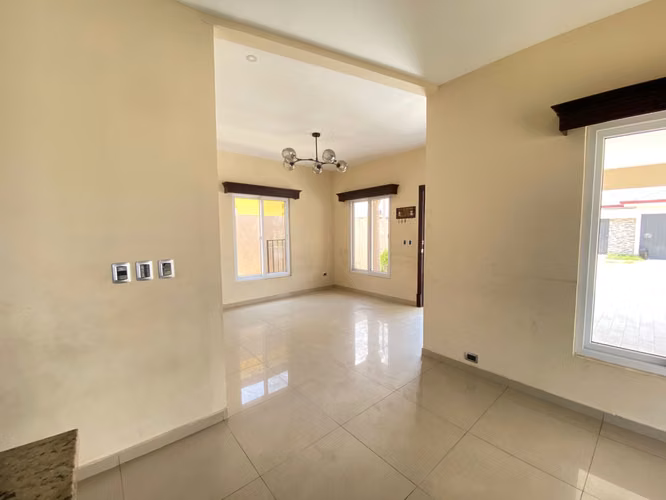 Se Vende casa en Residencial Costa del Este San pedro sula, Honduras - Imagen 7