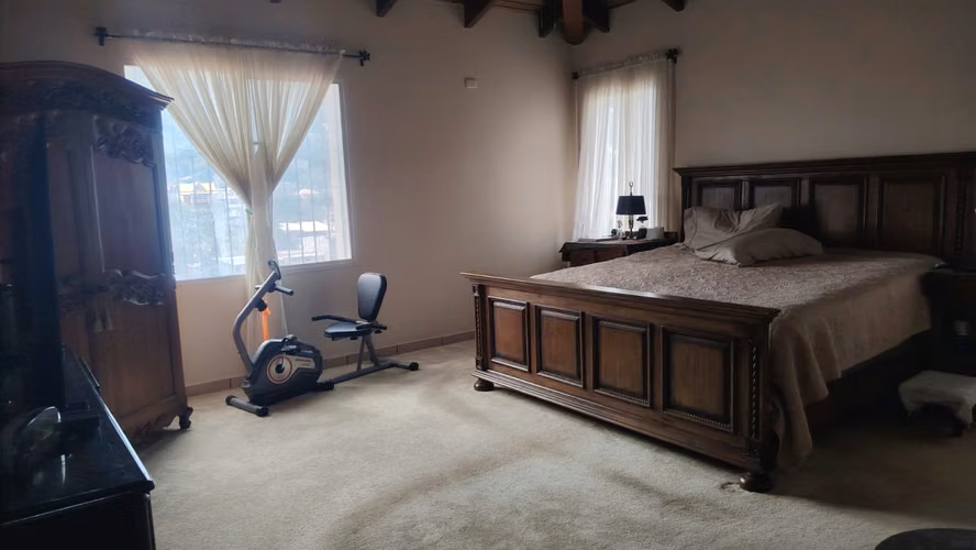 Se Vende Hermosa Casa Res. Siboney, El Chimbo - Imagen 5