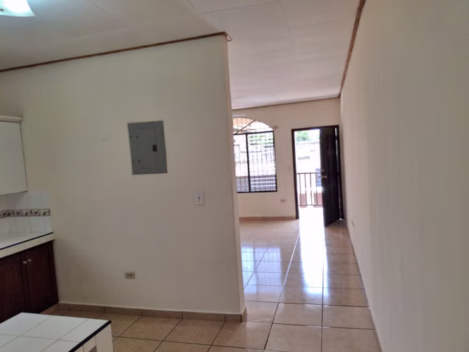 SE ALQUILA APARTAMENTO EN COLONIA UNIVERSIDAD - Imagen 3