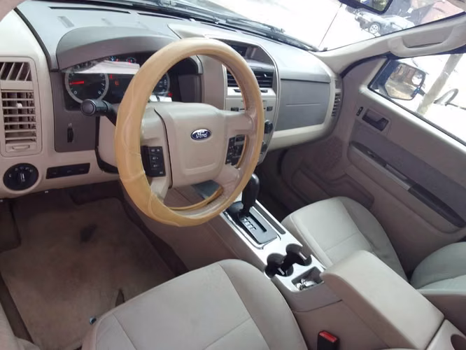 Ford Escape XLT - Imagen 5