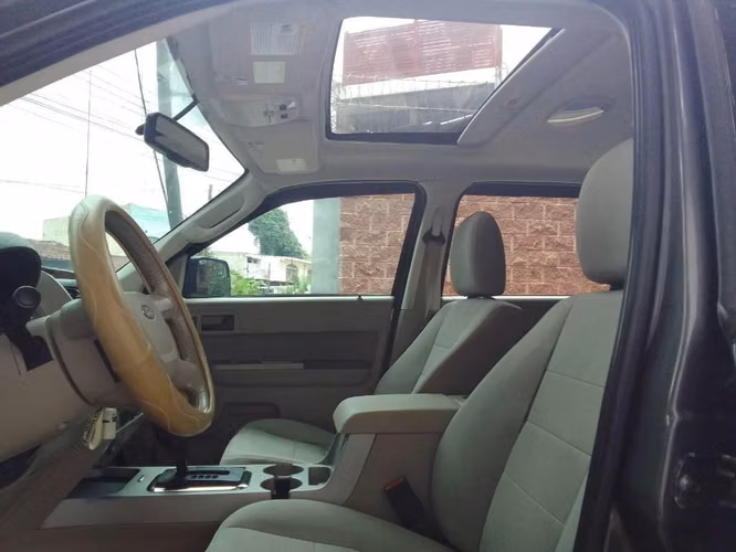 Ford Escape XLT - Imagen 3