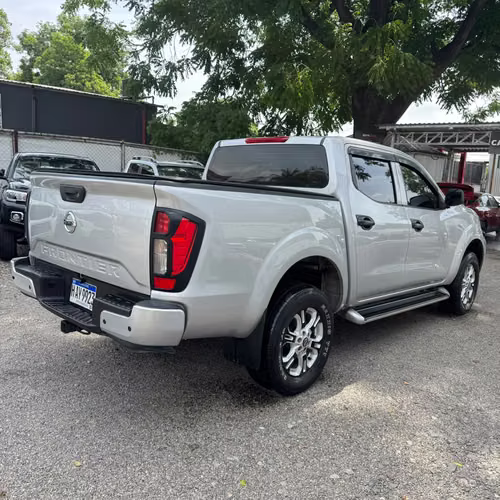 NISSAN FRONTIER 2022