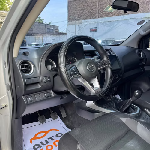 NISSAN FRONTIER 2022