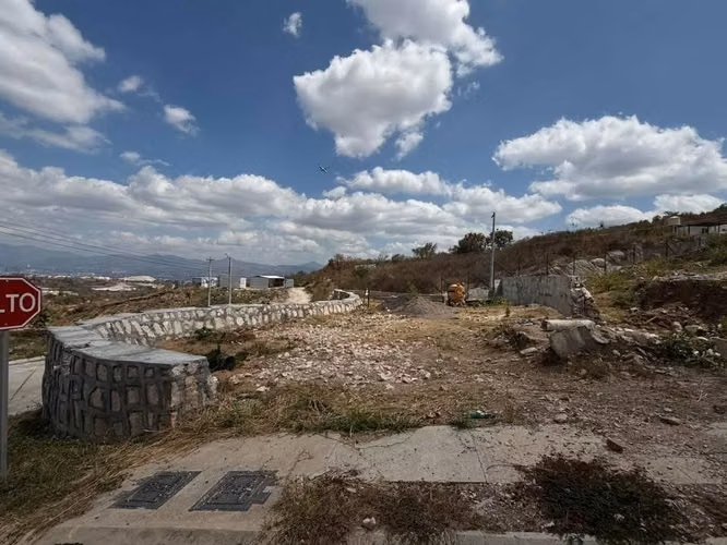 Venta de terreno en Residencial Los Hidalgos  - Imagen 2