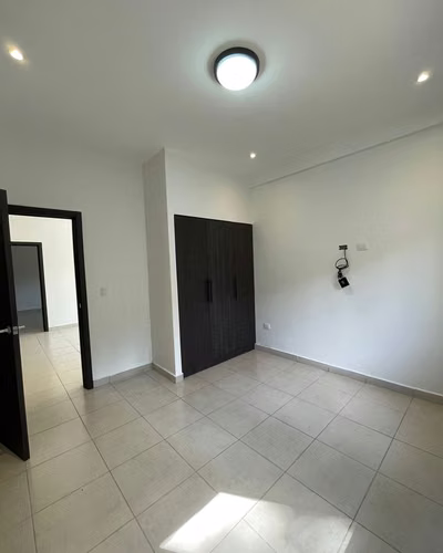 SE RENTA CONDOMINIO EN RES. LOMAS DEL PEDREGAL SECTOR MACKAY - Imagen 7