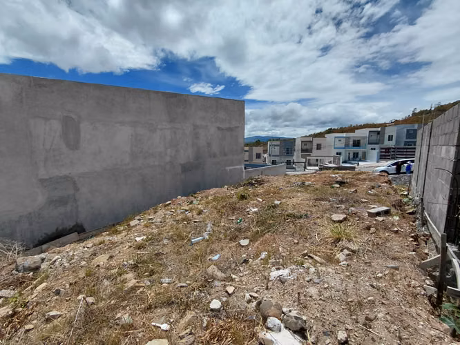 Venta de terreno en Residencial Mirador de los Hidalgos  - Imagen 3