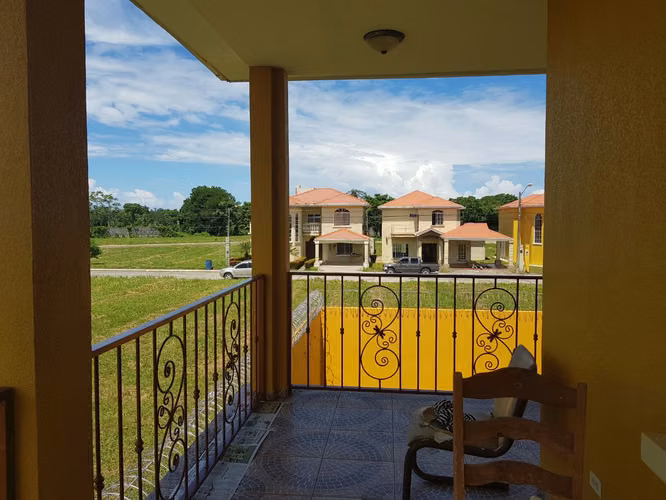 Se vende casa de dos plantas en La Ceiba, Atlántida  - Imagen 5