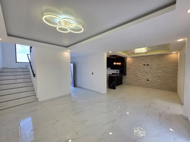 Venta de casa nueva en Residencial Villa Toscana  - Imagen 3