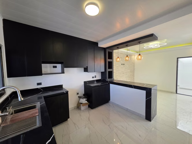Venta de casa nueva en Residencial Villa Toscana  - Imagen 5