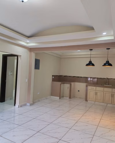 SE RENTA NUEVO Y MODERNO APARTAMENTO EN RES. LAS MERCEDES - Imagen 3