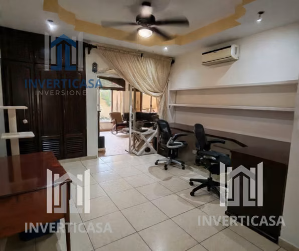 Se Vende Amplia casa de 1 Nivel en Res. El Barrial  - Imagen 7