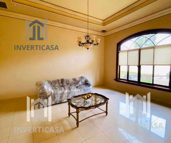 Se Vende Espectacular Casa en Res. El Pedregal - San Pedro Sula - Imagen 3
