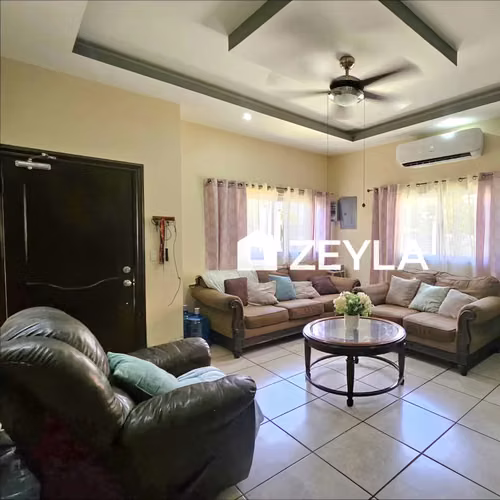 Se Vende Casa 1 Nivel En Residencia Costa Verde, SPS