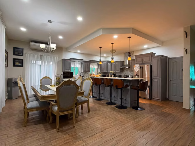 Se vende casa en Residencial Salamanca San Pedro Sula  - Imagen 4