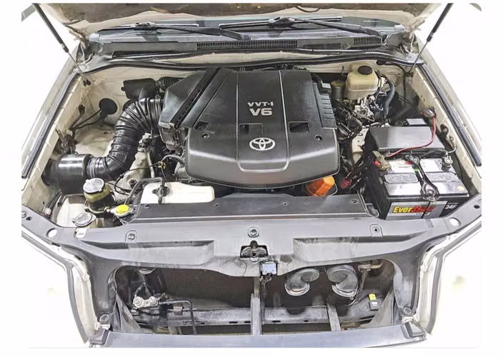 Vendo Toyota 4Runner 2005 Limited recién ingresada 