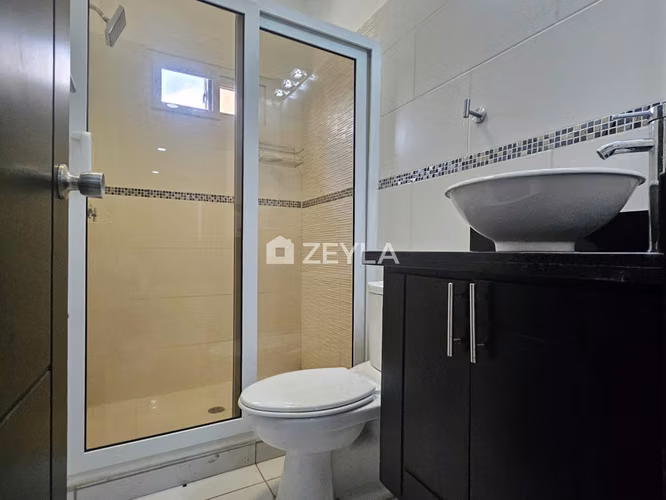 Se Alquila Townhouse En Residencial Pedregal, SPS - Imagen 4