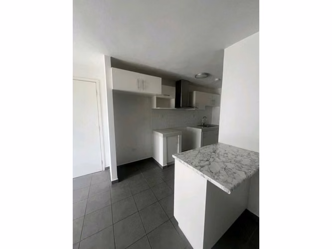 Alcazar Complex (By UTH) Double Circuit Closed / SOCIAL AREA / Modern, Central, 3 Hab + 2 Parks