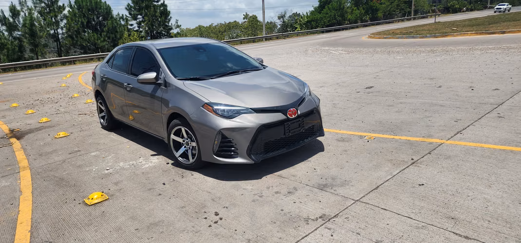 TOYOTA COROLLA 2018 RECENTLY ENTERED