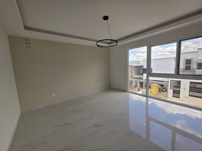 Alquiler de casa en Altos de Cimarron  - Imagen 10