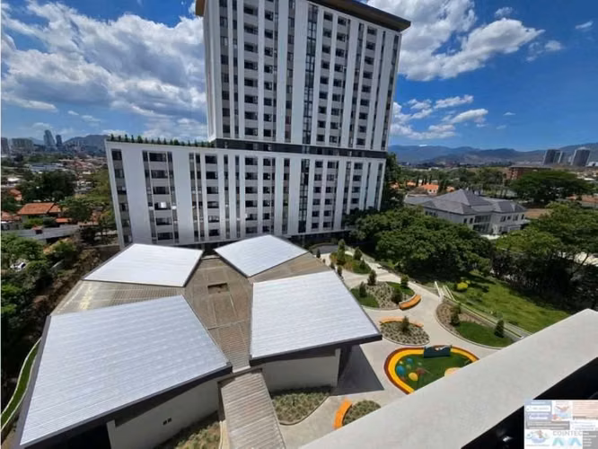 Torre en Res.San Ignacio,Mono-Ambiente,Amueblado(Incluye cuota por mant/edificio)Parqueo,Area social