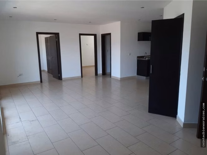 Col.MIRAMONTES/EDIFICIO CON ELEVADOR/Centrico,Accesible,Moderno,2 Hab+1 Parqueo
