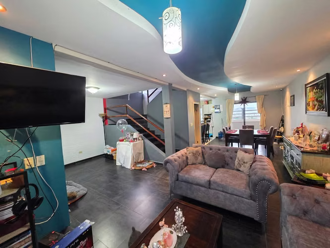 Venta de casa en Residencial Santa Cruz  - Imagen 5