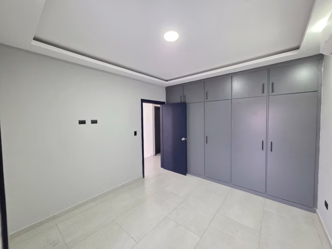 Venta de casa nueva minimalista en Residencial Santa Cruz  - Imagen 7