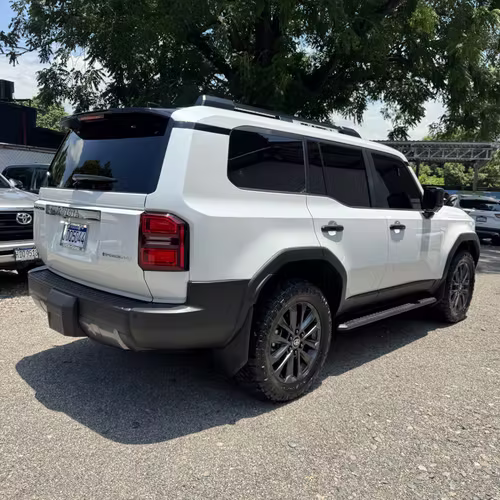 TOYOTA LANDCRUISER PRADO 2027 - Imagen 5