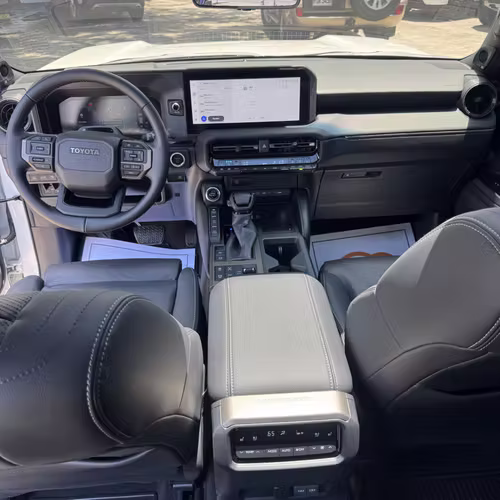 TOYOTA LANDCRUISER PRADO 2027 - Imagen 10
