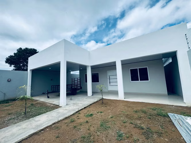Casa en venta tocoa colon Amplio terreno  - Imagen 3