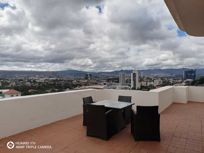 Apartamento completamente amueblado en alquiler - Imagen 15