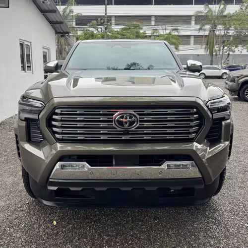 TOYOTA TACOMA LIMITED 2026 - Imagen 3