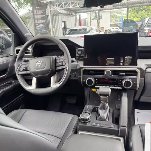 TOYOTA TACOMA LIMITED 2026 - Imagen 8