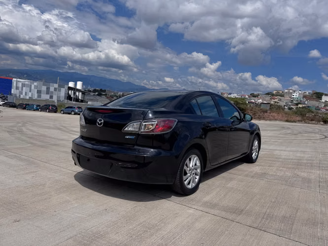 Mazda 3 2012 — Motor 2.0 SkyActiv